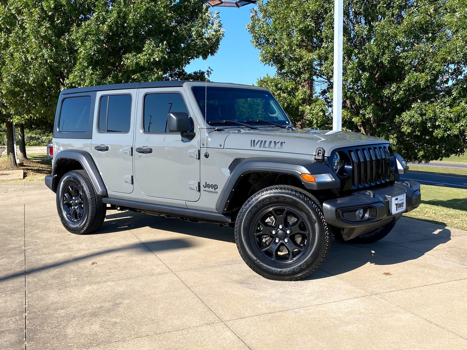 Used 2022 Jeep Wrangler Unlimited Sport image 1