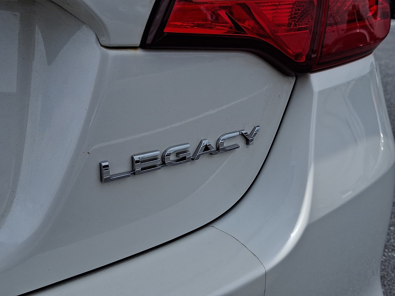 Used 2018 Subaru Legacy 2.5i Limited w/ Popular Package #2A AWD/4WD image 32