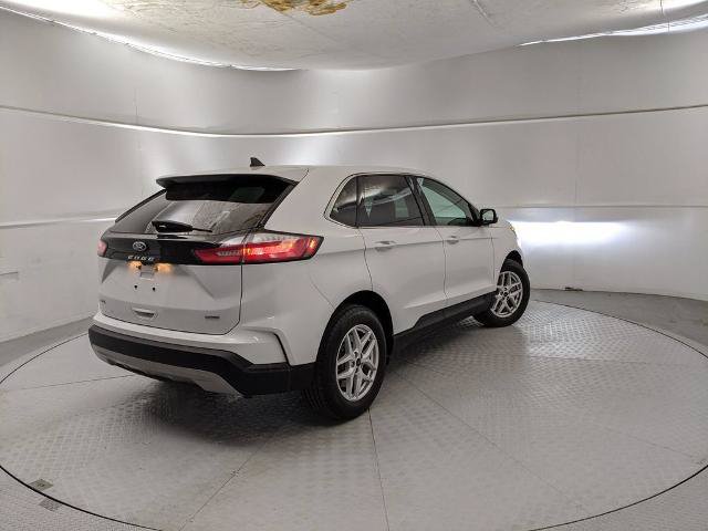 Certified 2023 Ford Edge SEL AWD/4WD image 3