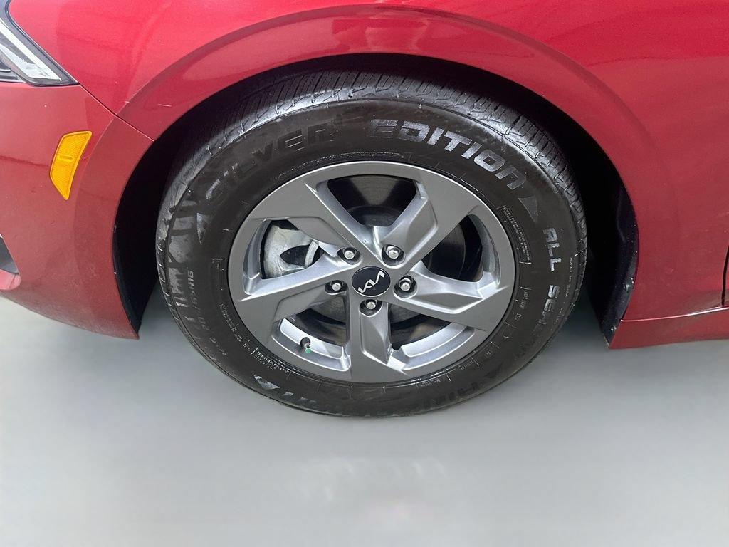 Used 2023 Kia K5 LXS FWD image 8