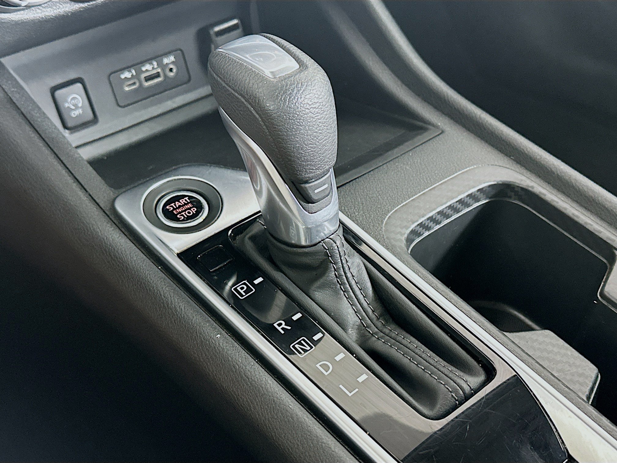 Used 2025 Nissan Sentra SV FWD image 24