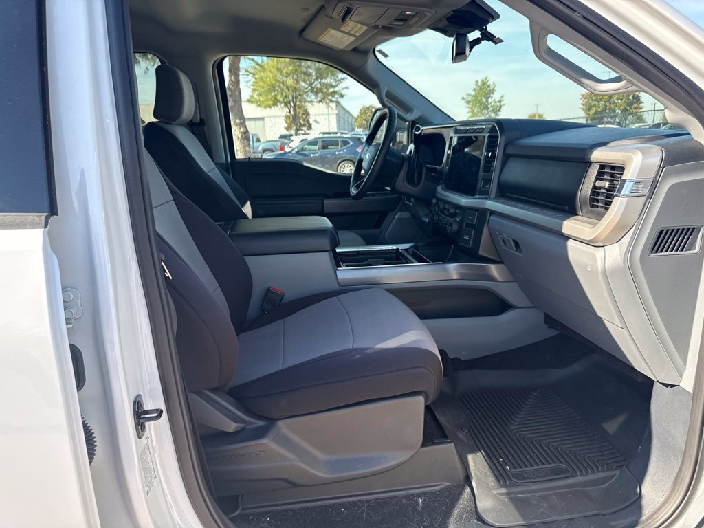 Used 2024 Ford F250 XLT w/ XLT Premium Package AWD/4WD image 16