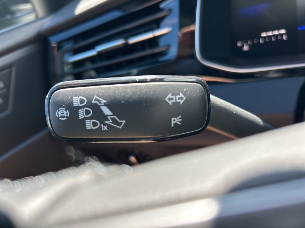 New 2025 Volkswagen Jetta Sport image 22