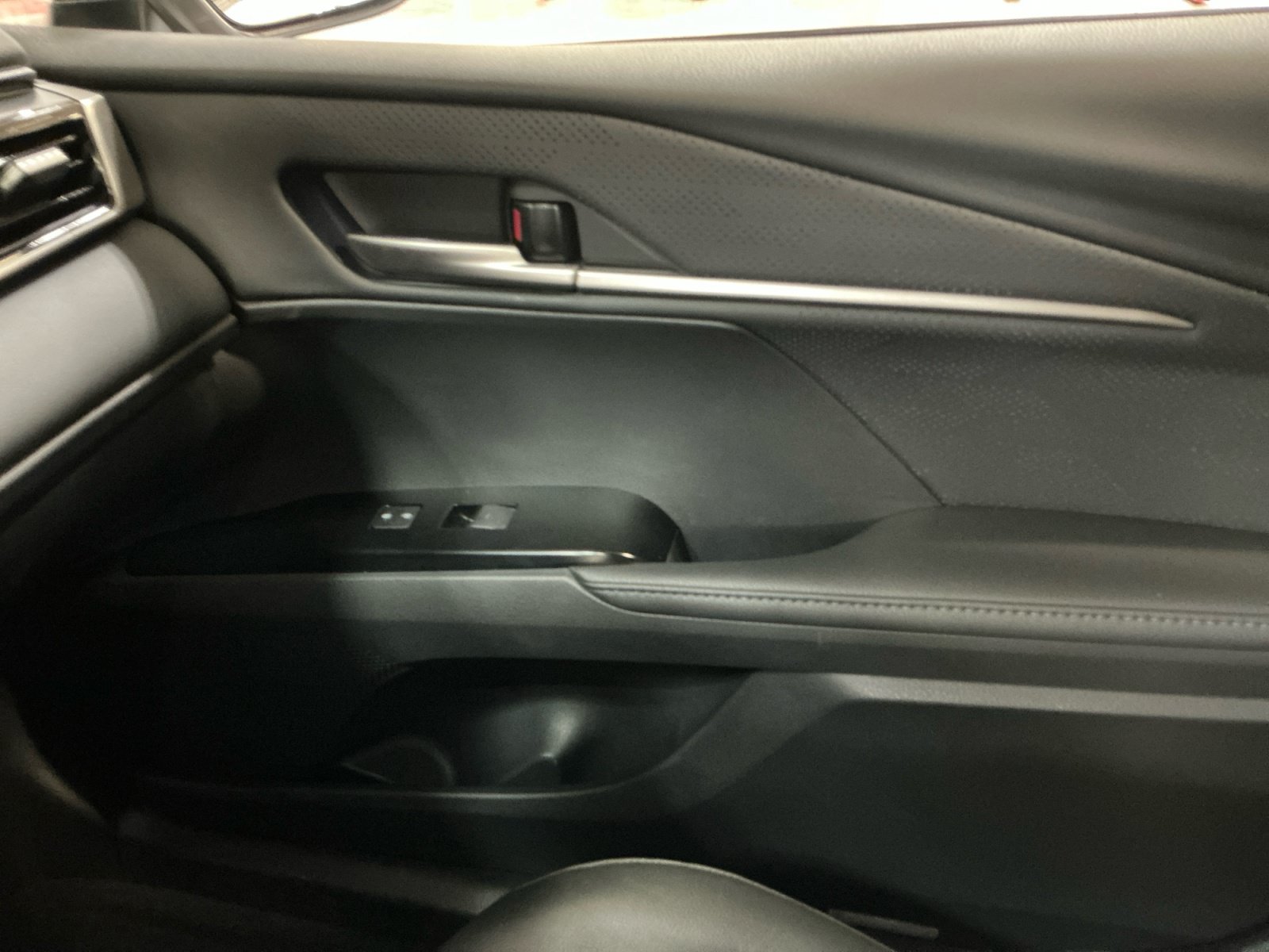 Used 2026 Toyota Camry XSE FWD image 13