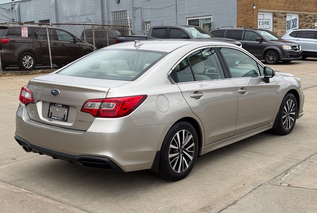 Used 2018 Subaru Legacy 2.5i Premium AWD/4WD image 6