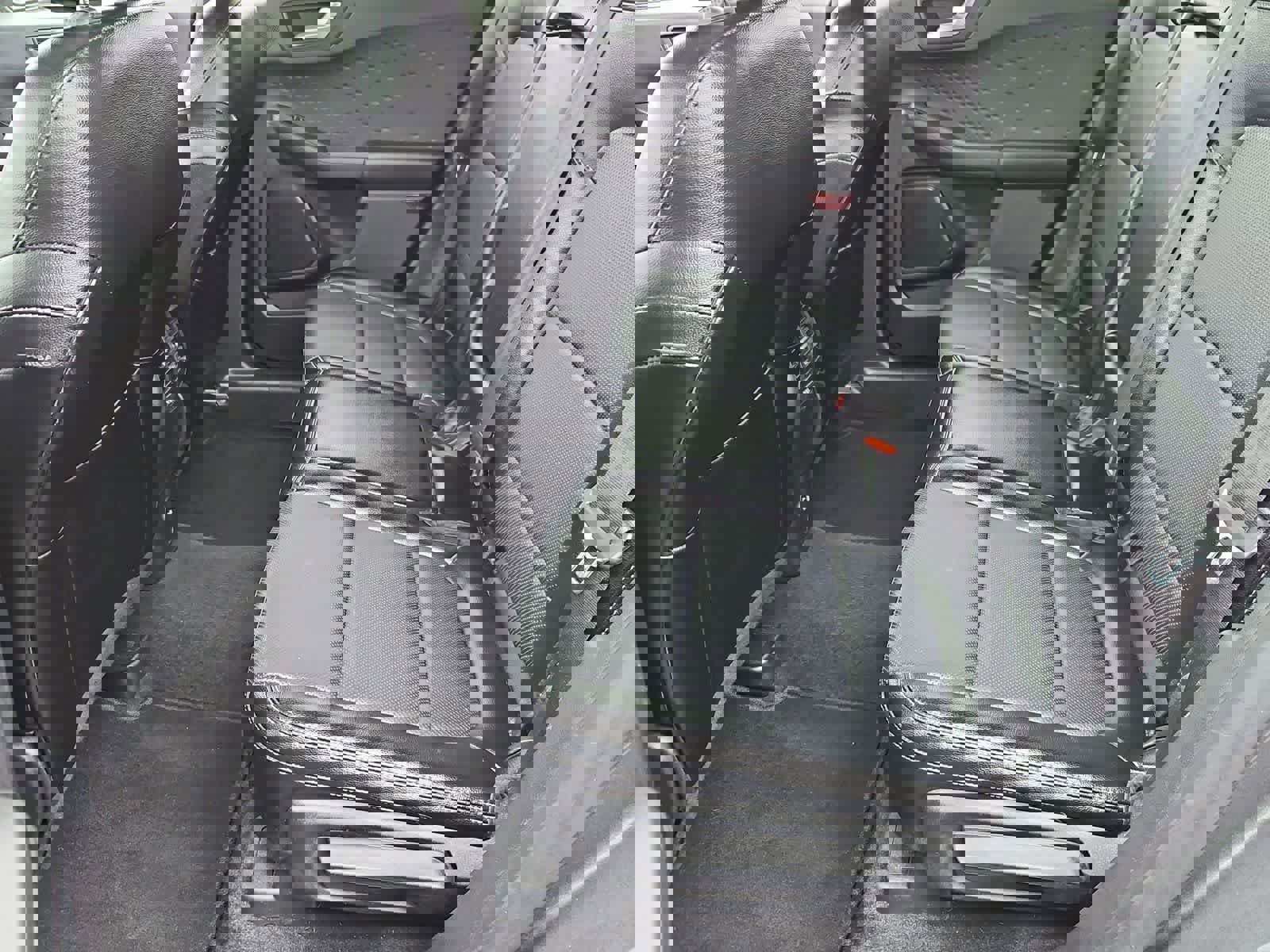 Used 2020 Ford Escape Titanium image 19