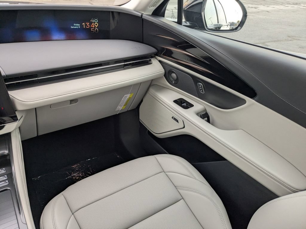 New 2026 Lincoln Nautilus Premier w/ Equipment Group 102A AWD/4WD image 17