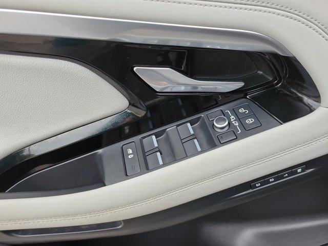 Used 2020 Land Rover Range Rover Evoque S AWD/4WD image 6