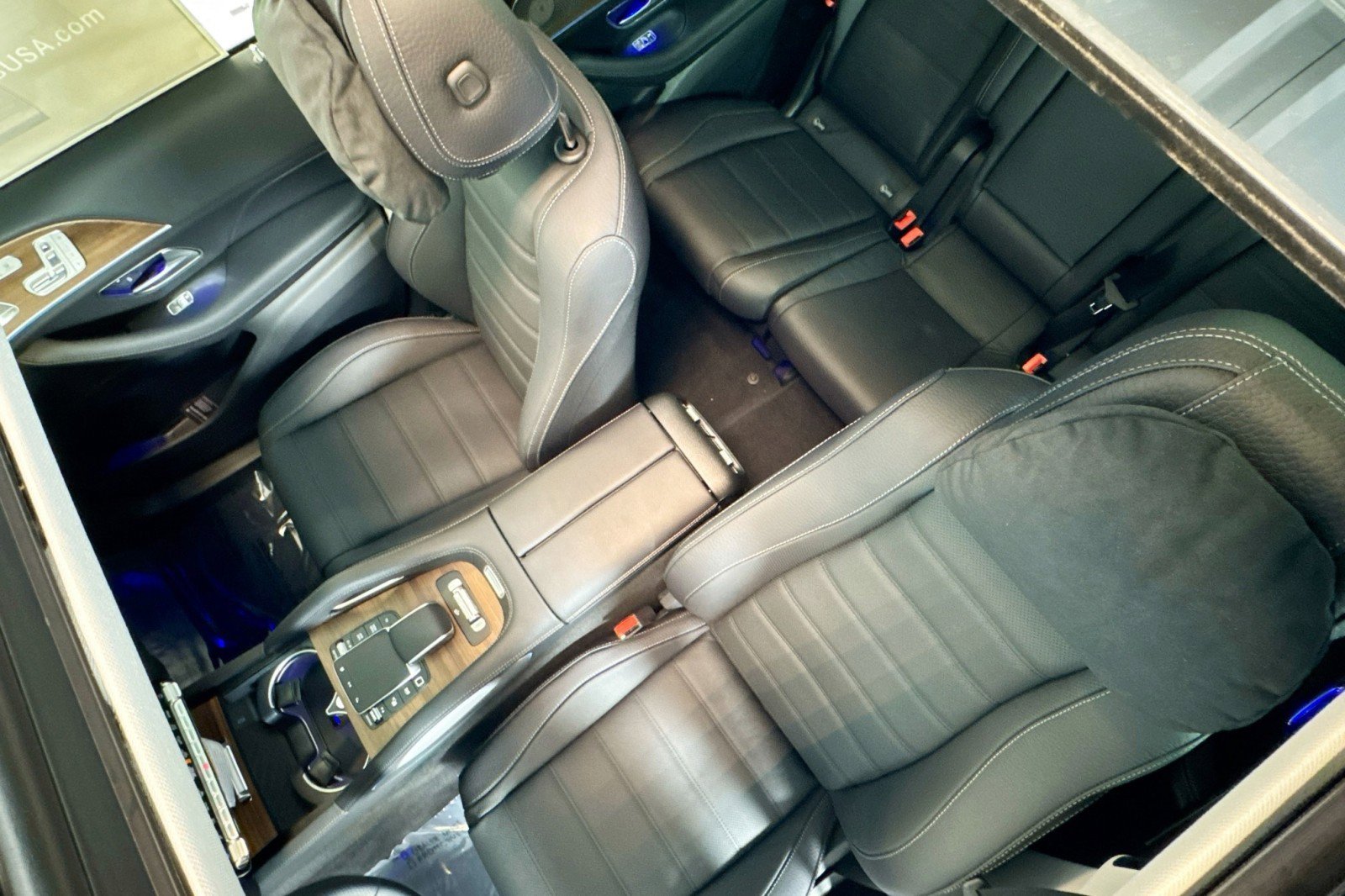 New 2026 Mercedes-Benz GLS 450 4MATIC image 19