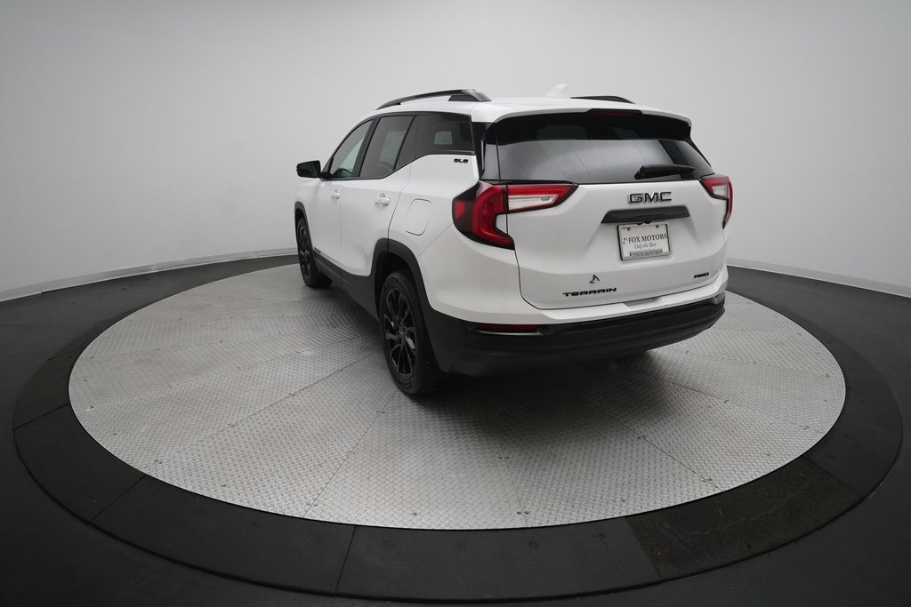 Used 2023 GMC Terrain SLE w/ Driver Convenience Package image 33