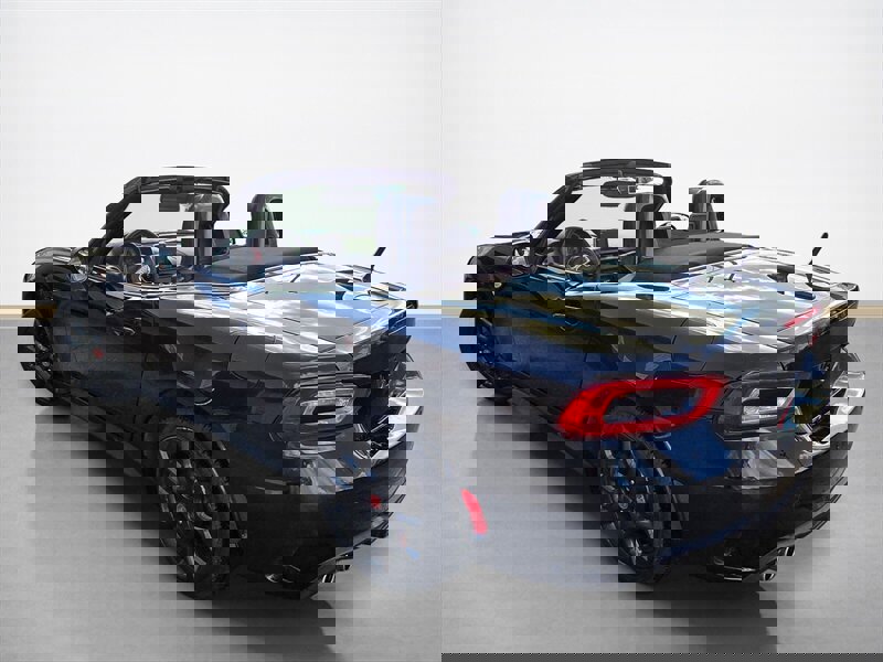 Used 2020 FIAT 124 Spider Abarth w/ Convenience Group image 6