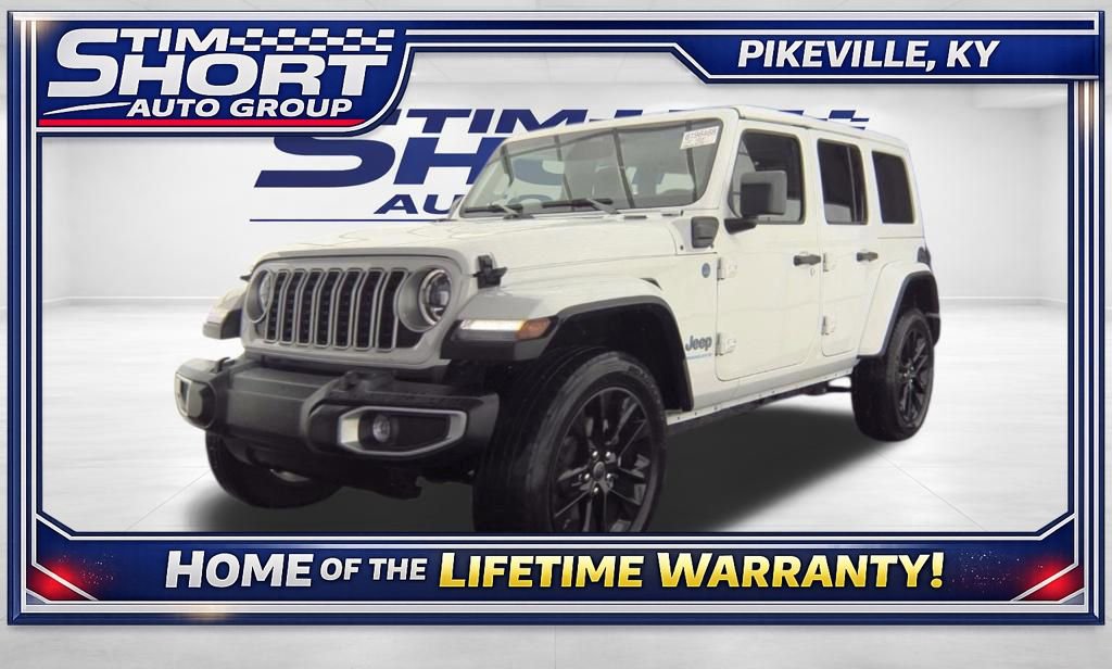 Used 2025 Jeep Wrangler Unlimited Sahara w/ Safety Group image 1