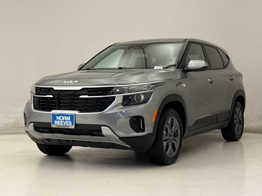 Used 2026 Kia Seltos LX AWD/4WD image 2