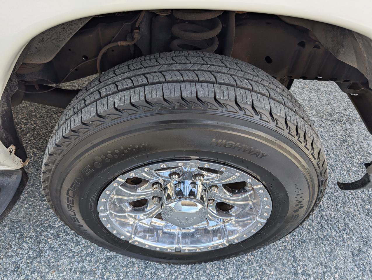 Used 2011 Ford E-350 and Econoline 350 XLT image 4