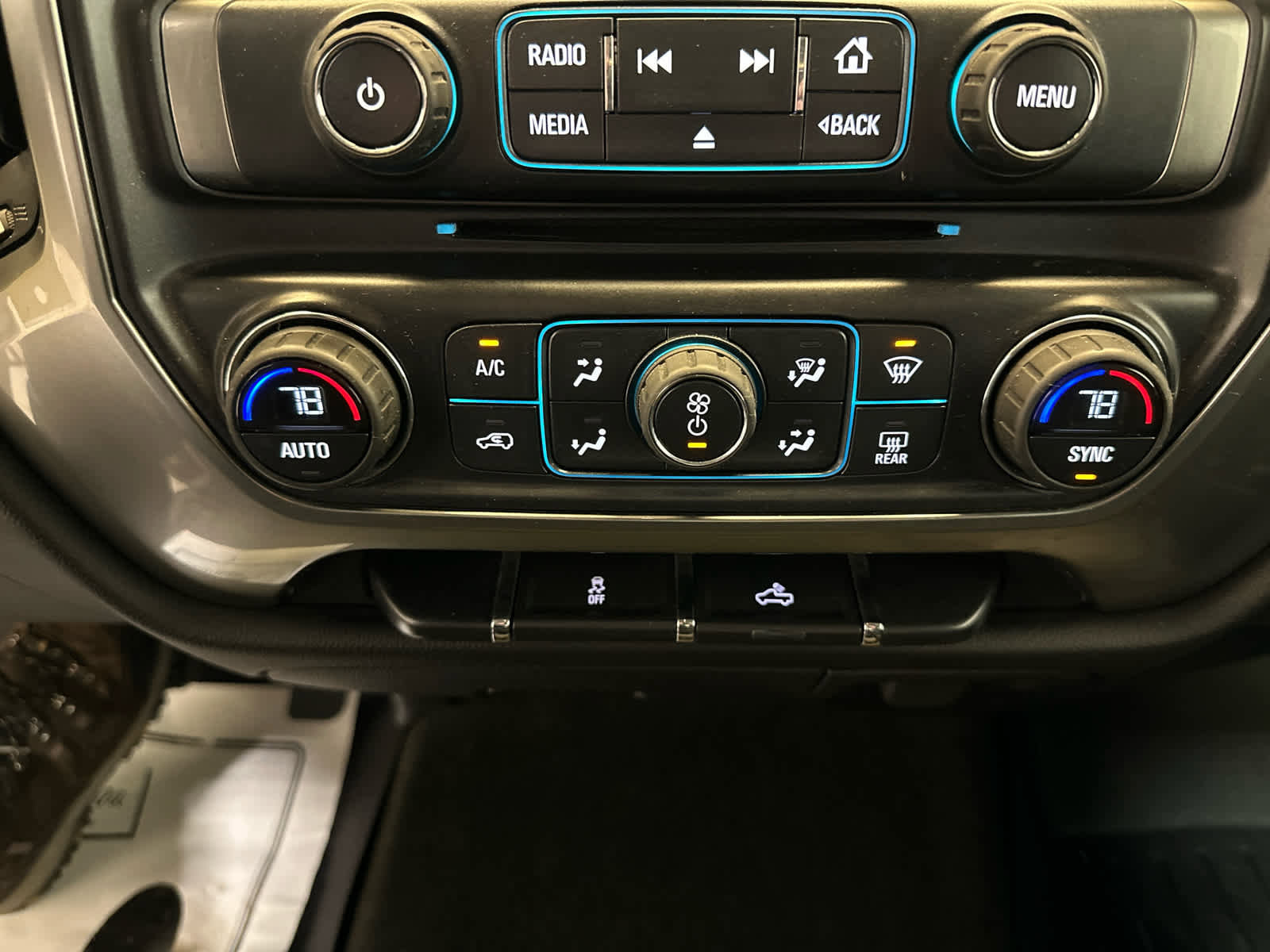 Used 2016 Chevrolet Silverado 1500 LT w/ All Star Edition image 28