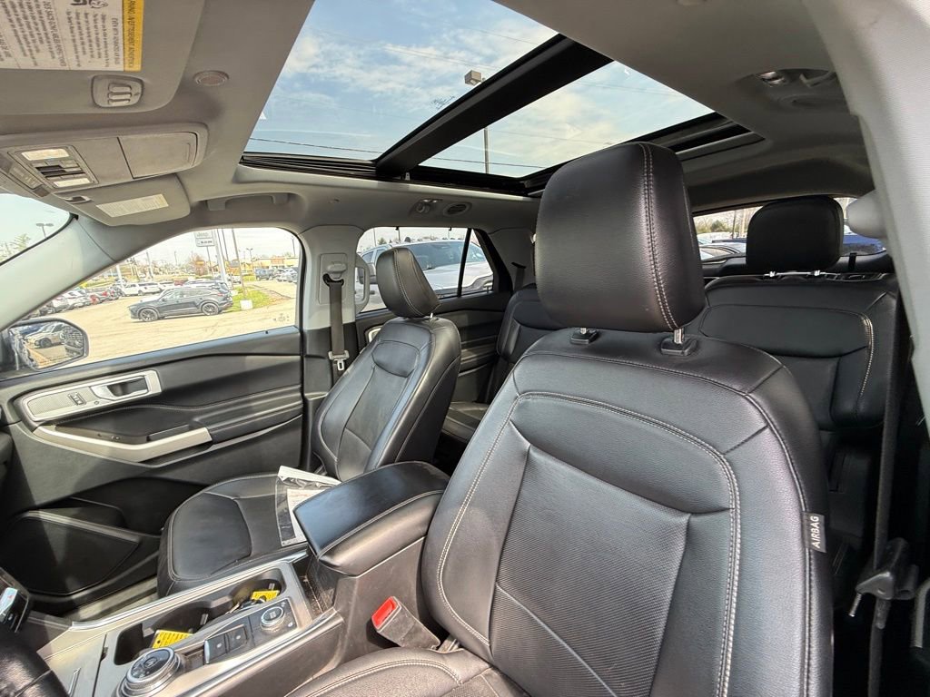 Used 2021 Ford Explorer Limited AWD/4WD image 13