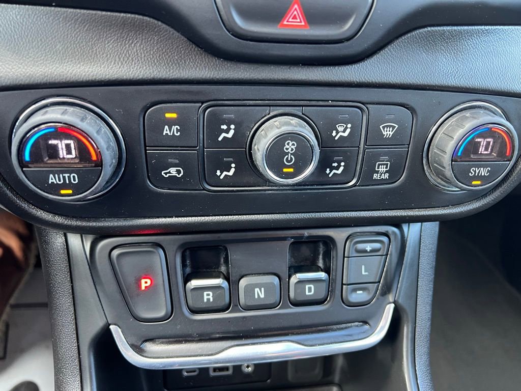 Used 2021 GMC Terrain SLT FWD image 37