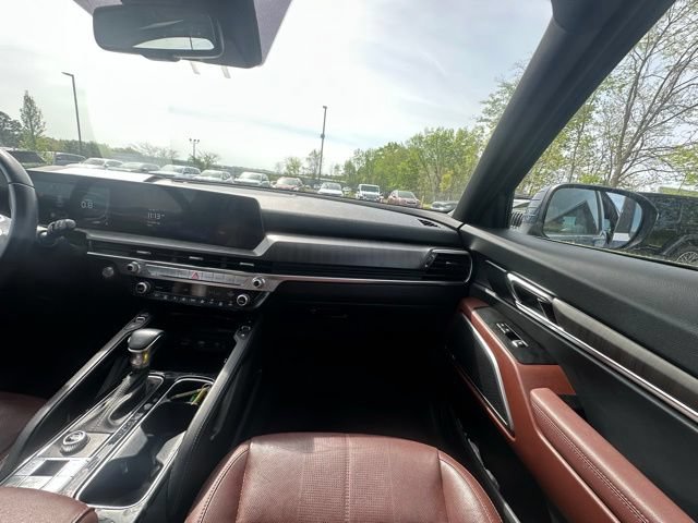 Used 2024 Kia Telluride EX w/ EX Captain's Chair Package FWD image 28