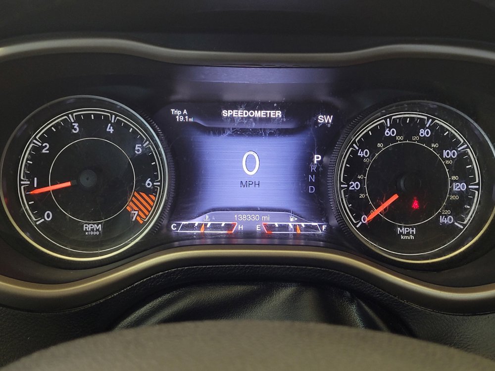 Used 2014 Jeep Cherokee Limited FWD image 23