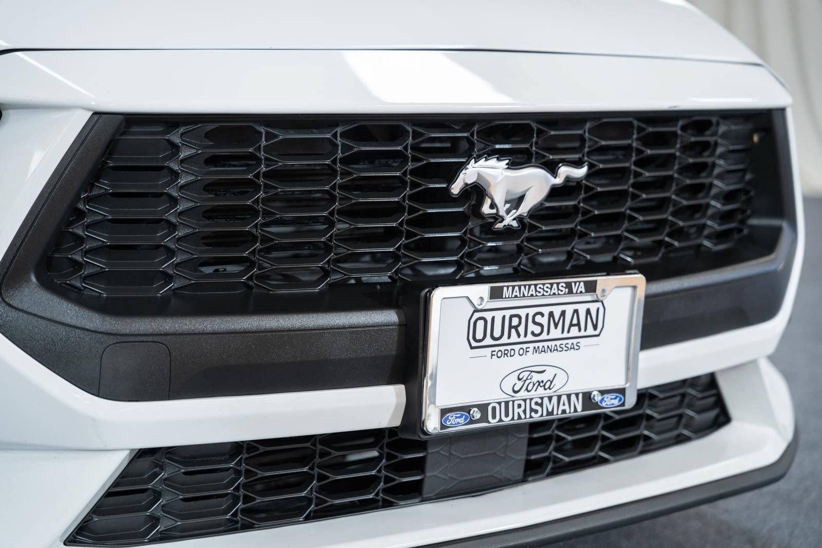 Used 2024 Ford Mustang Premium RWD image 8