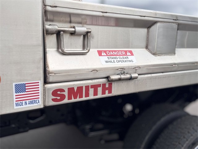 New 2025 Ford F550 4x4 Regular Cab Super Duty image 19