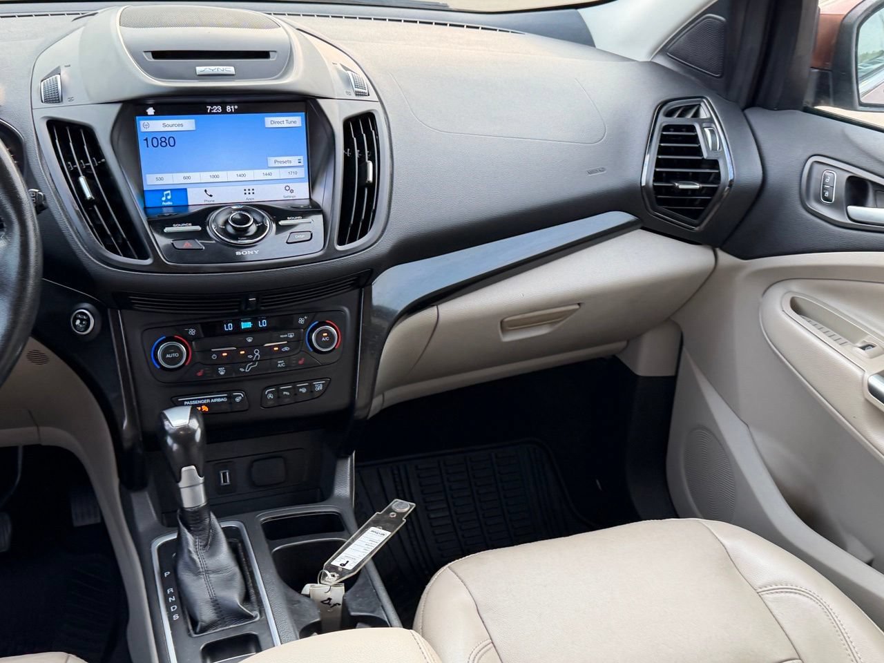 Used 2017 Ford Escape Titanium w/ Equipment Group 301A FWD image 15