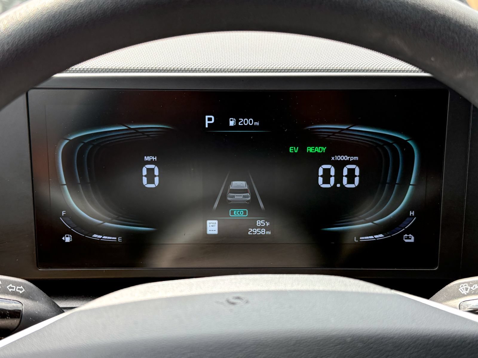 Certified 2025 Kia Niro LX FWD image 24