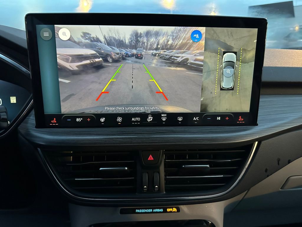 Used 2023 Ford Escape Platinum w/ Class II Trailer Tow Package AWD/4WD image 19