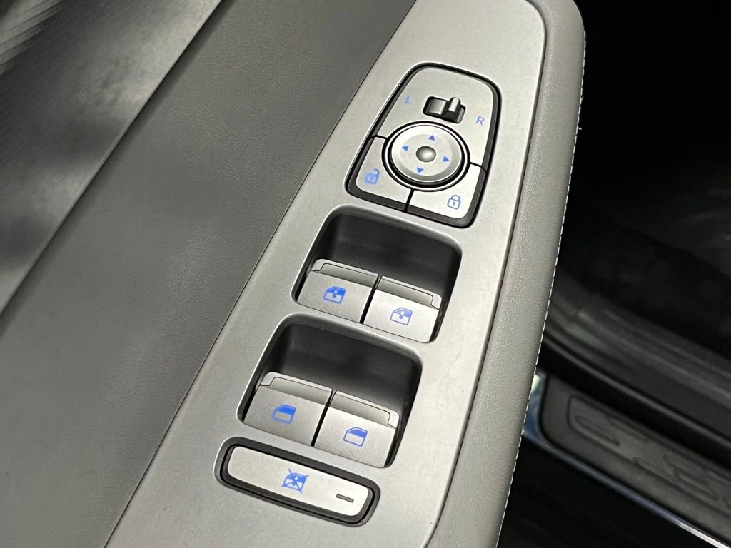 Used 2021 Hyundai Palisade SE image 13