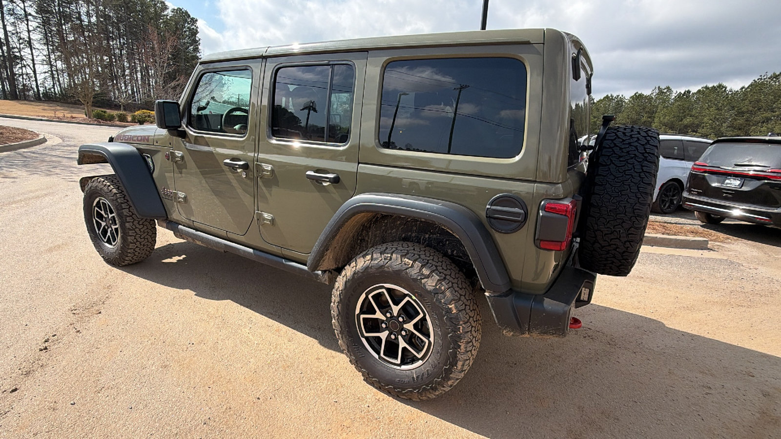 New 2026 Jeep Wrangler Unlimited Rubicon w/ Safety Group AWD/4WD image 10