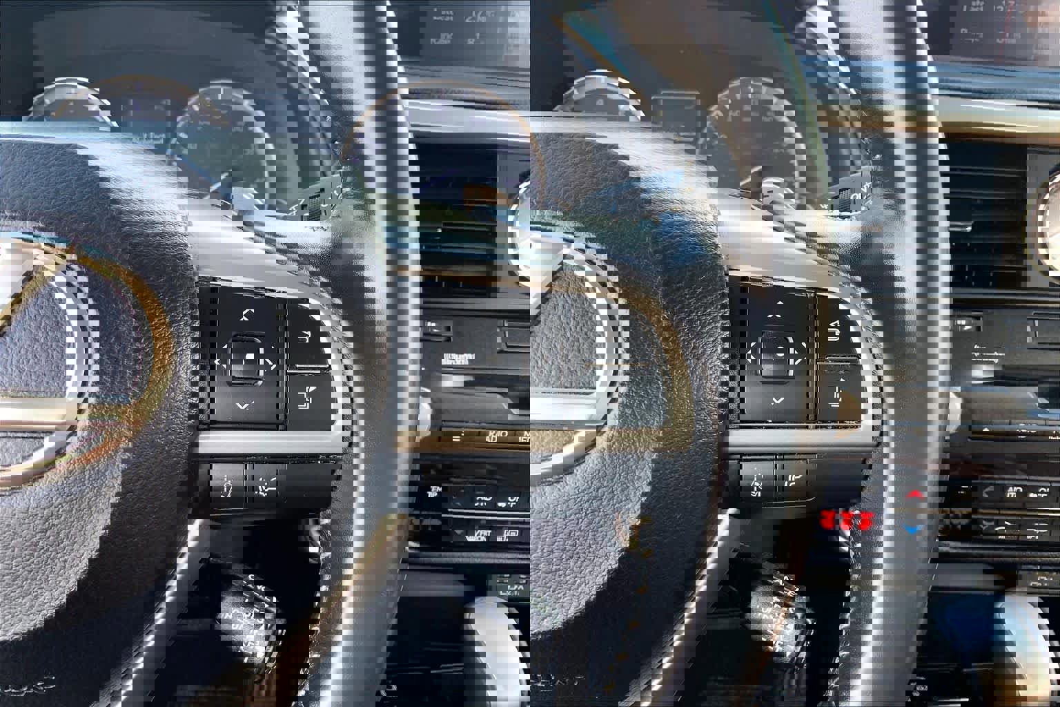 Used 2021 Lexus RX 350 w/ Premium Package image 24