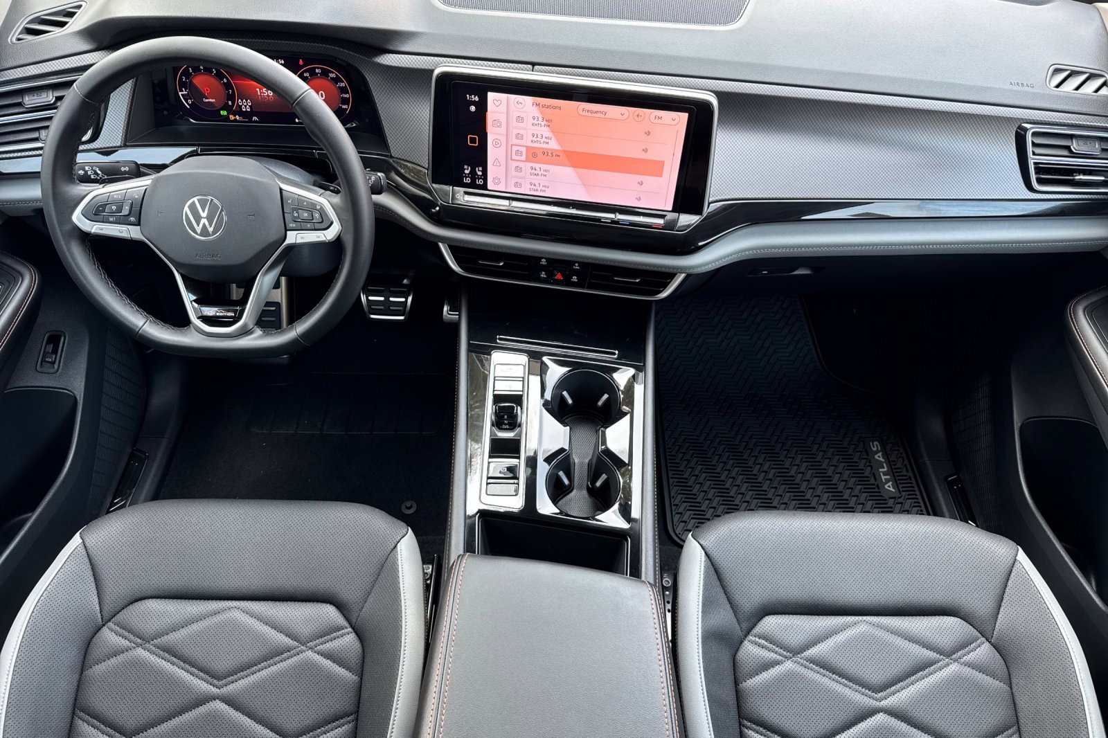 New 2025 Volkswagen Atlas Peak Edition SE image 11