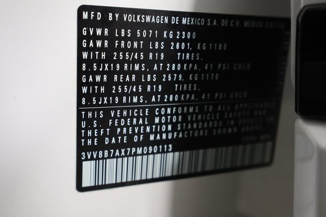 Used 2023 Volkswagen Tiguan SE R-Line AWD/4WD image 37