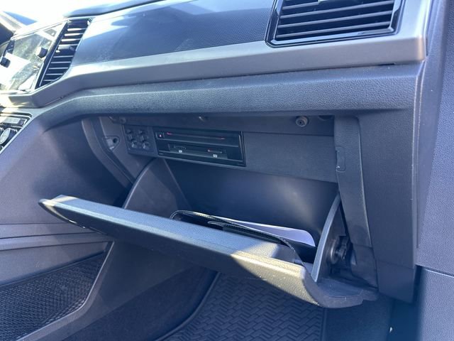 Used 2020 Volkswagen Atlas Cross Sport SEL Premium R-Line image 31