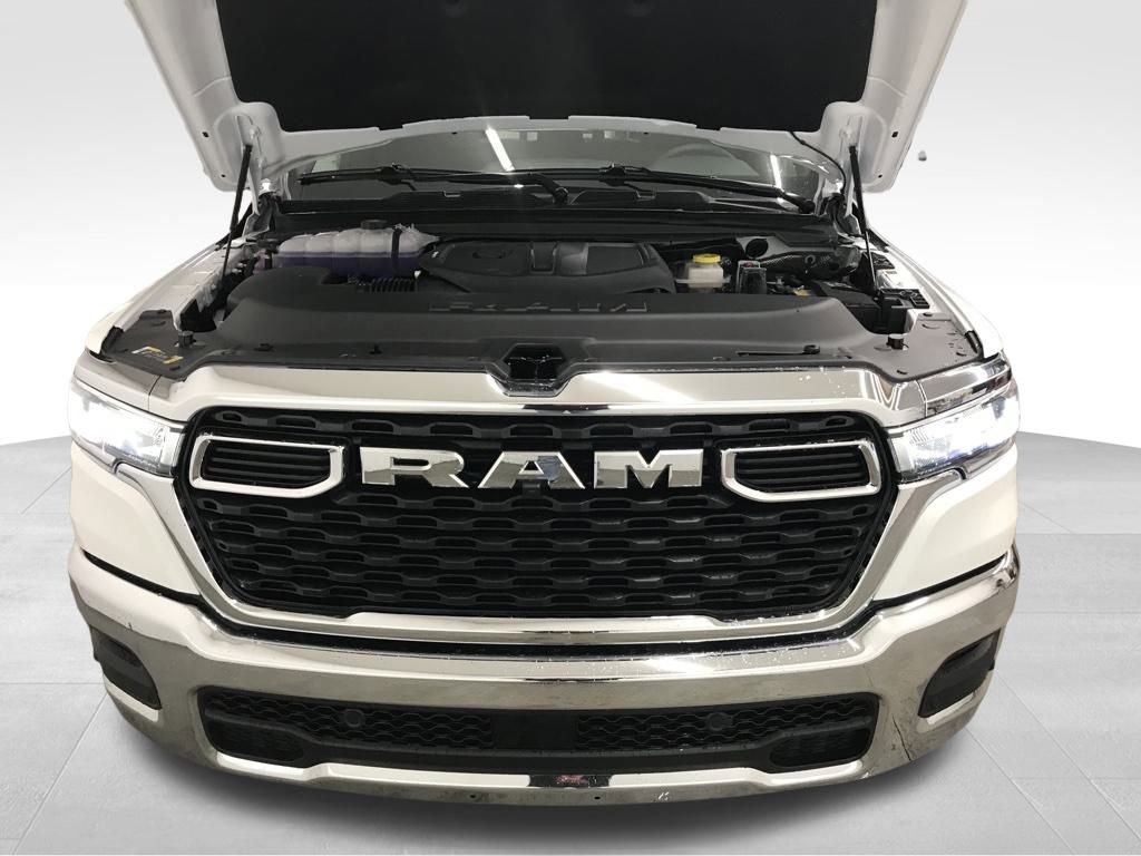New 2026 RAM 1500 4x4 Crew Cab image 42