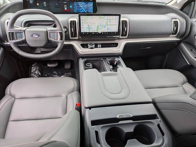 New 2026 Ford Expedition Active RWD image 13