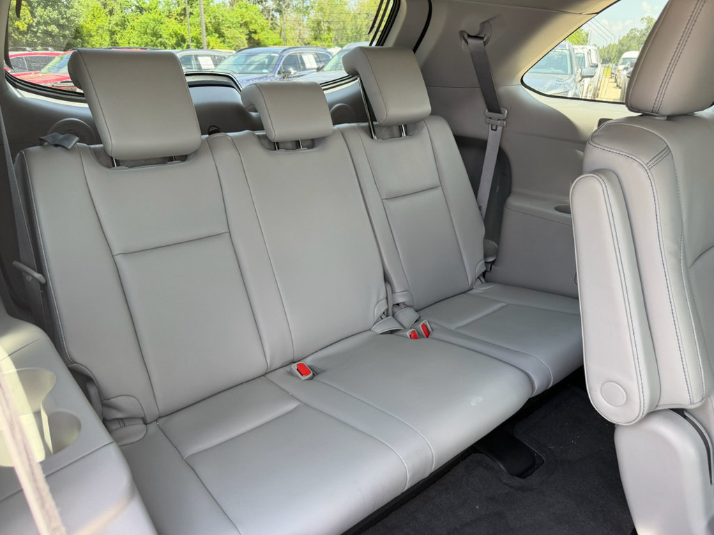 Used 2019 Toyota Highlander Limited FWD image 29