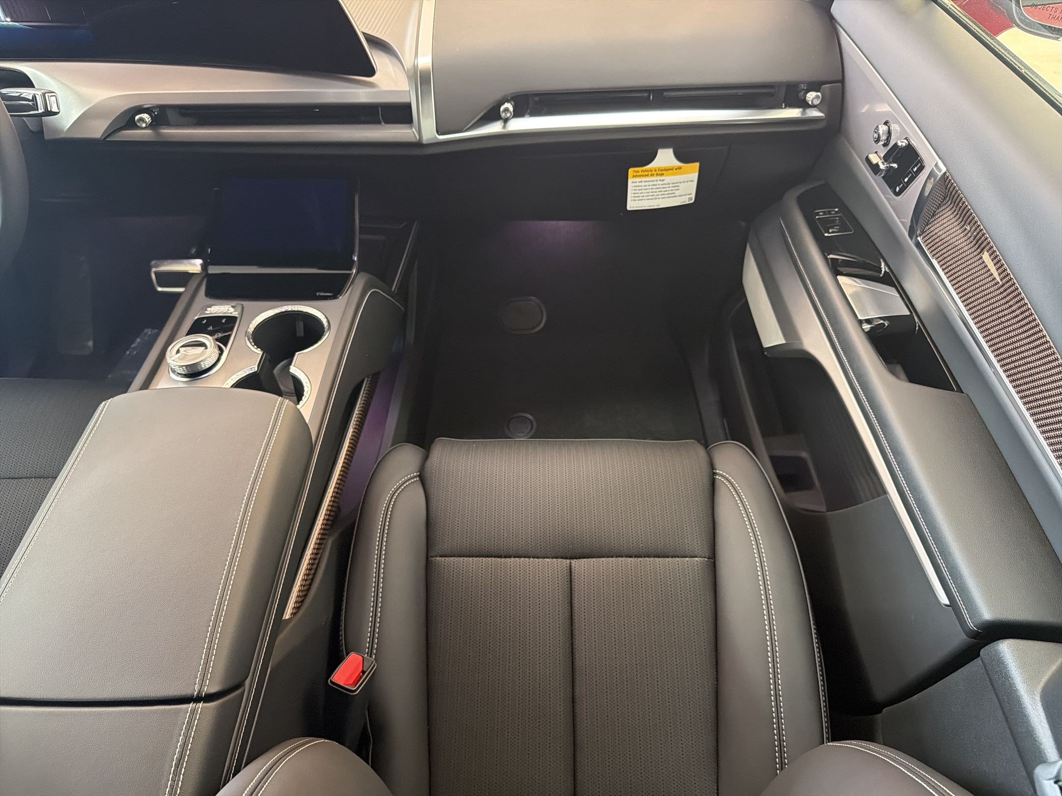 New 2026 Cadillac Vistiq Luxury AWD/4WD image 25