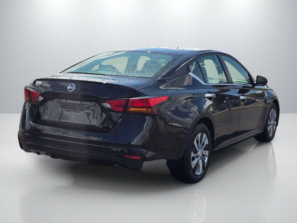 Used 2022 Nissan Altima 2.5 S FWD image 5