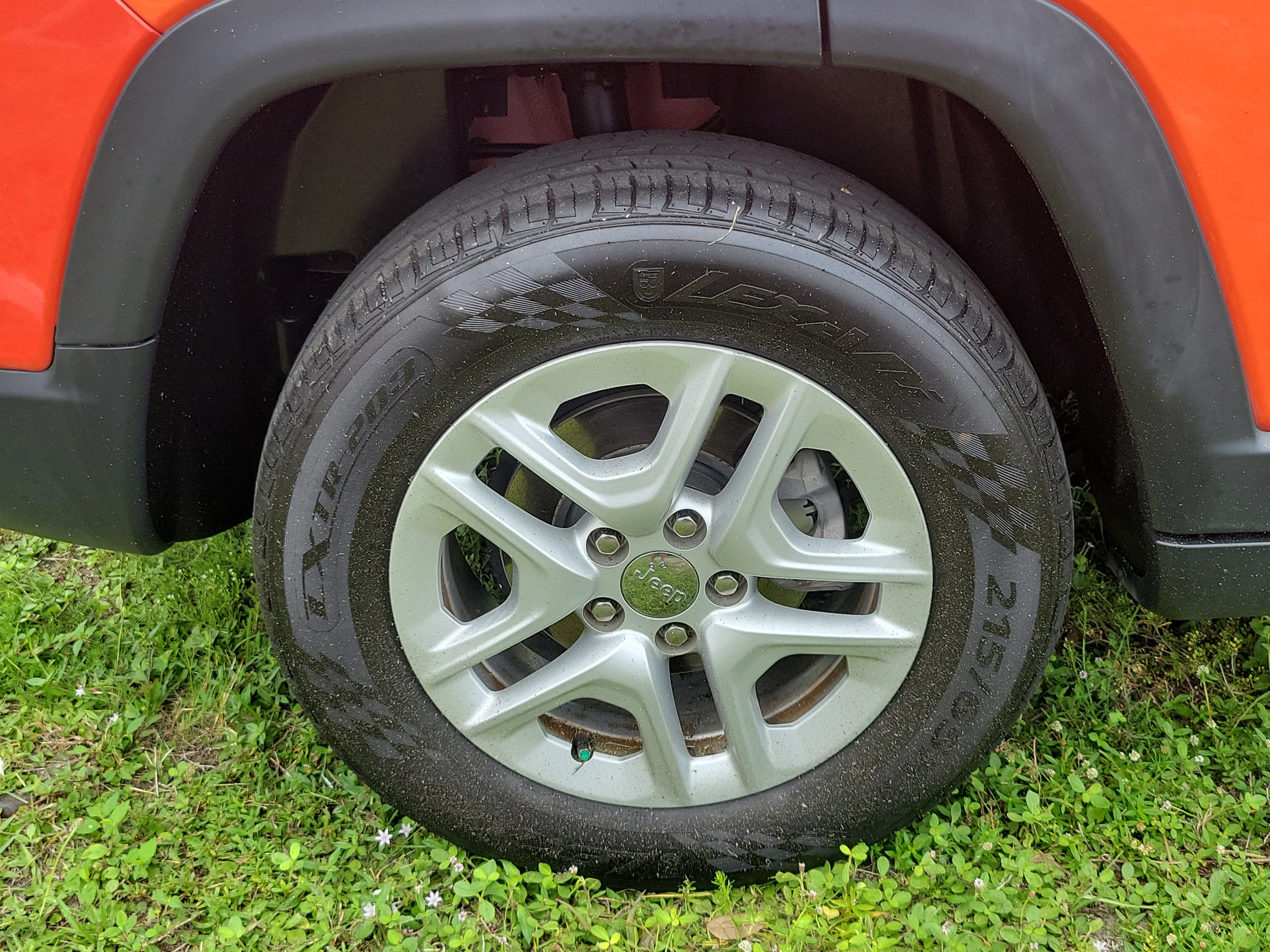 Used 2019 Jeep Compass Sport FWD image 5