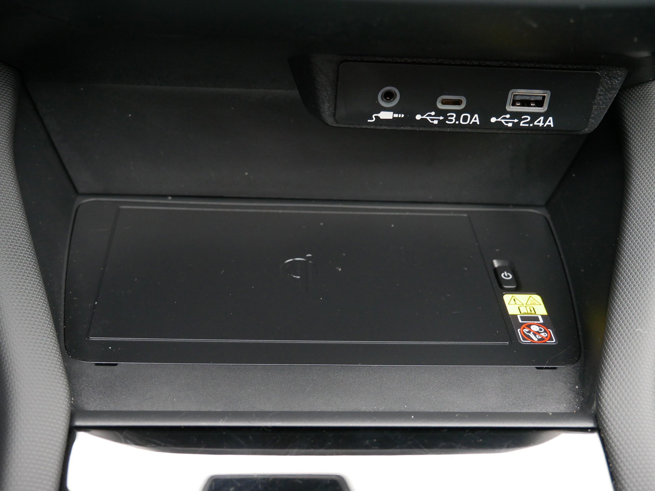 Used 2025 Subaru Forester Limited image 32