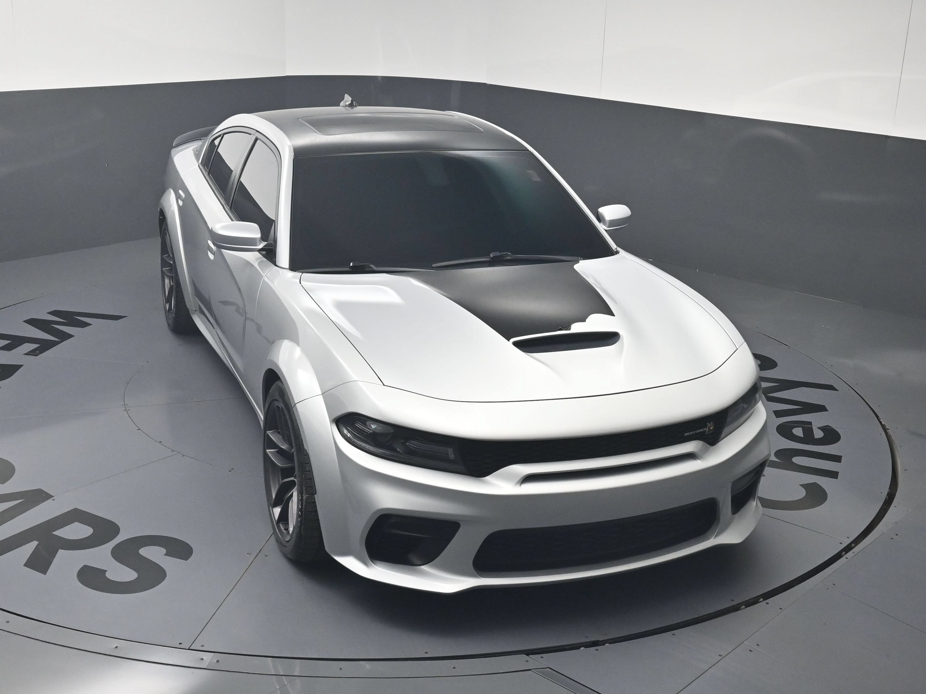 Used 2020 Dodge Charger Scat Pack RWD image 33