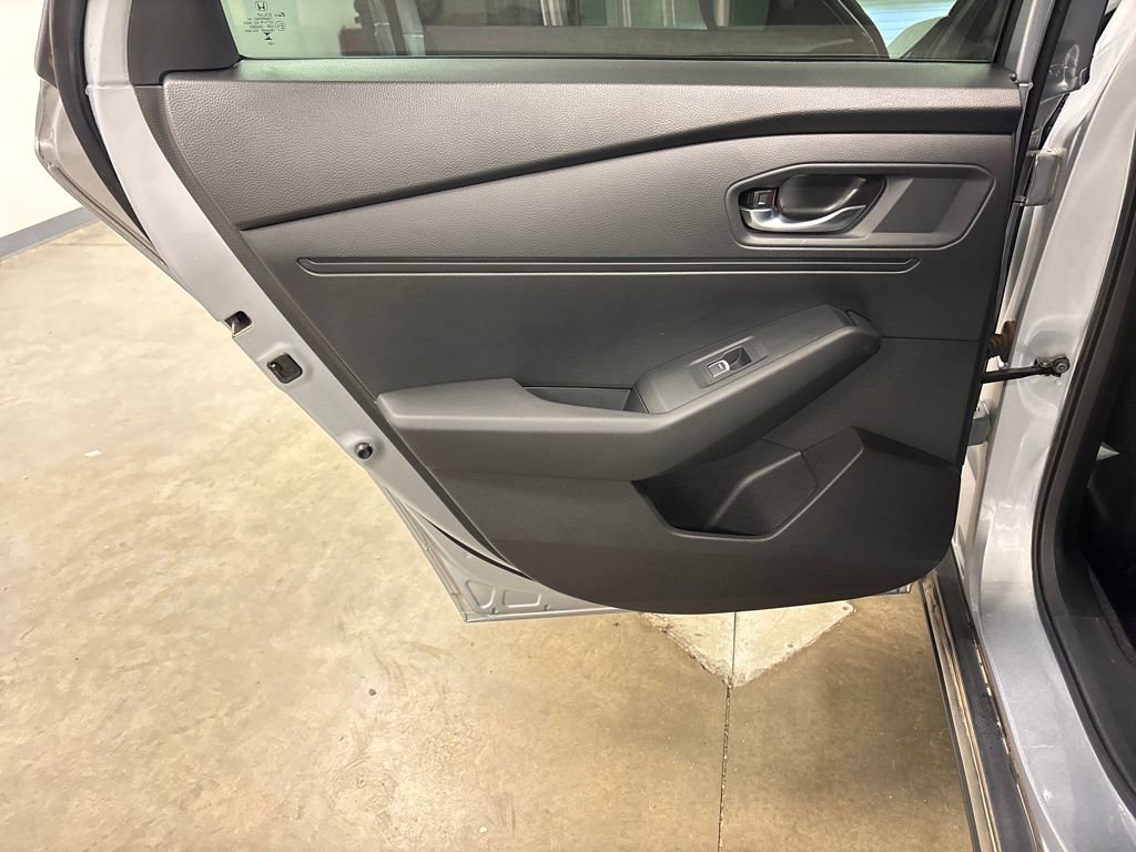 Used 2023 Honda Accord EX image 39