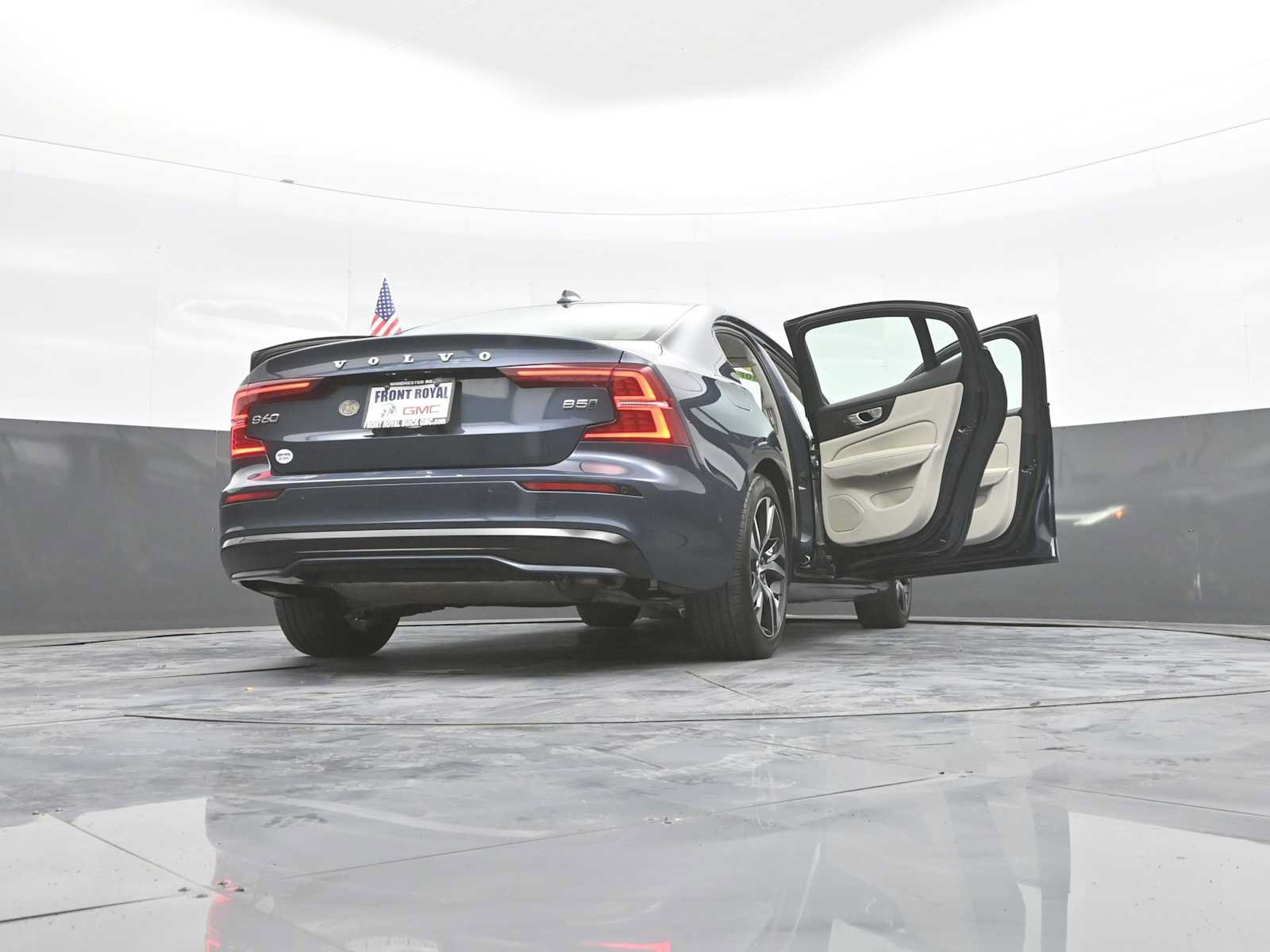 Used 2024 Volvo S60 B5 Plus AWD/4WD image 50