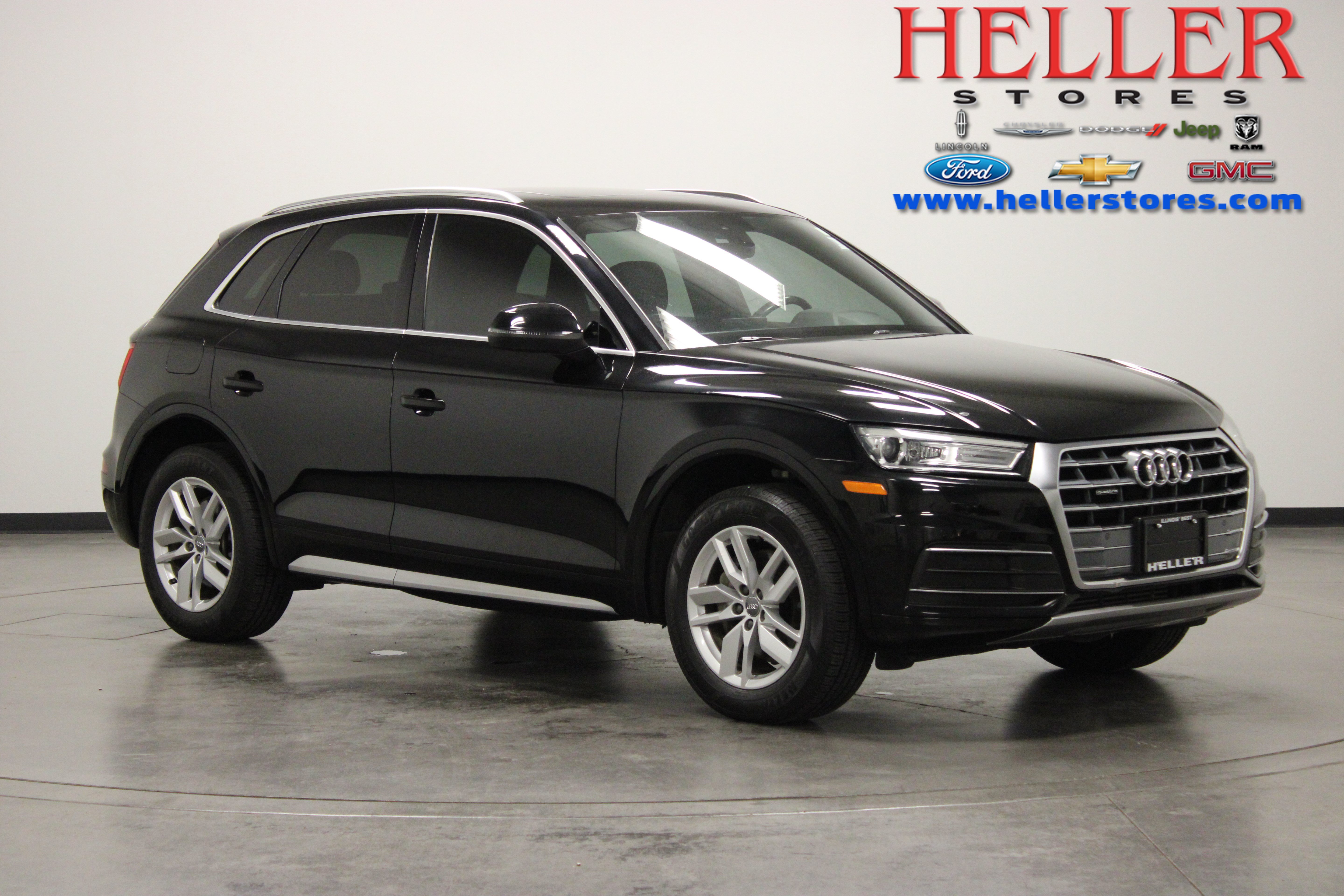Used 2020 Audi Q5 2.0T Premium w/ Convenience Package AWD/4WD image 1