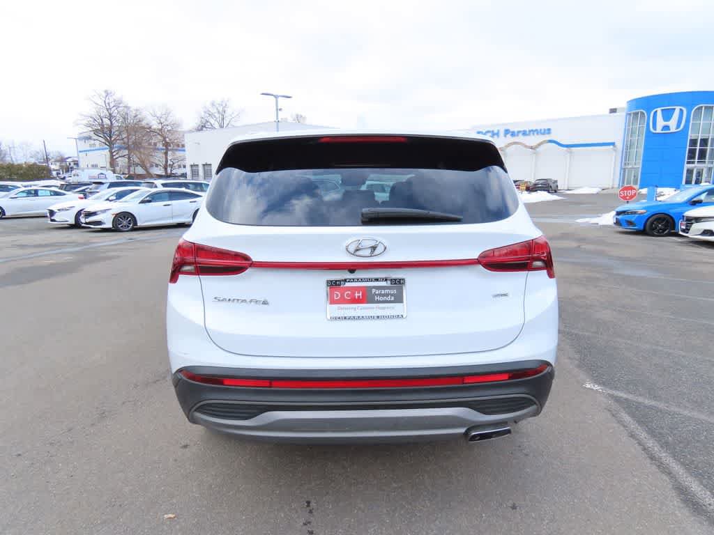 Used 2022 Hyundai Santa Fe SE image 5