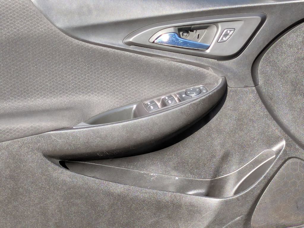 Used 2023 Chevrolet Malibu LT image 11