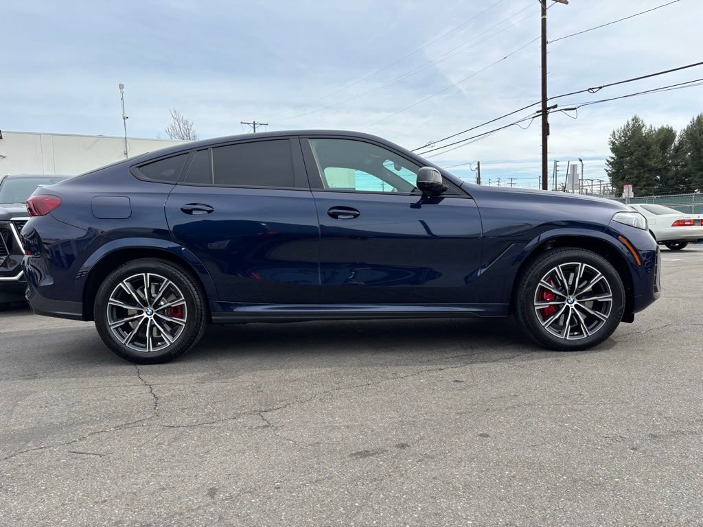 Used 2025 BMW X6 M60i image 3