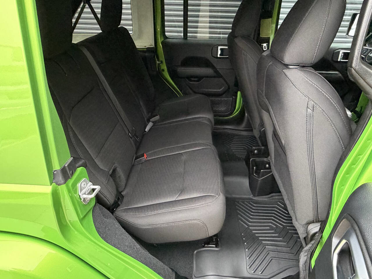 Used 2019 Jeep Wrangler Unlimited Sahara image 22