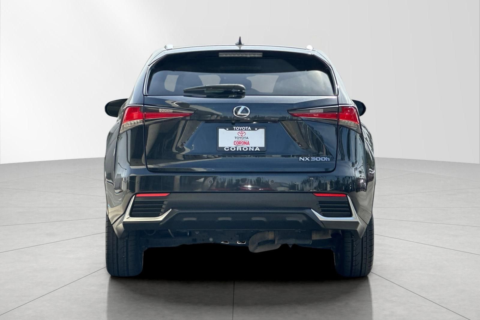 Used 2018 Lexus NX 300h AWD w/ Comfort Package image 4